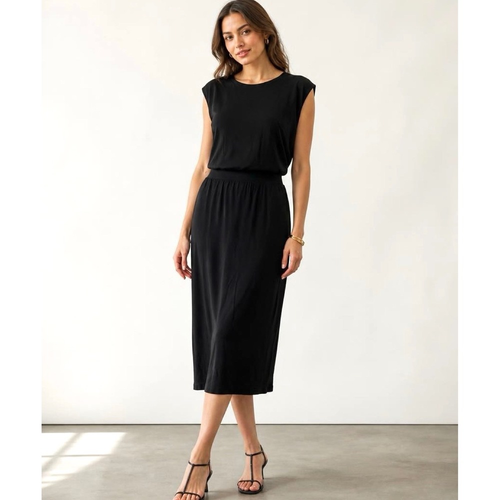 Athleta Womens Black Sleeveless Elastic Waist Midi Dress Size M Crew Neck Jersey